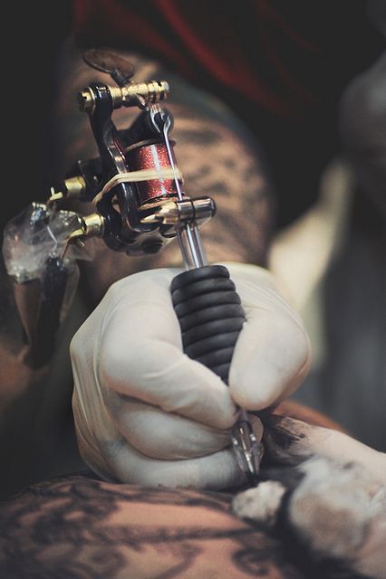 How To Set Up A Tattoo Machine for Beginners? Use a Tattoo Machines